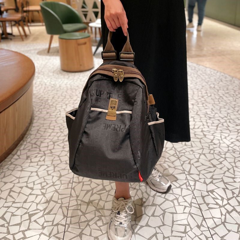 洋气防水旅行双肩包女2024新款时尚大容量女士背包牛津布休闲旅游