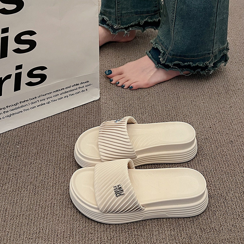 高级感凉拖鞋女夏外穿时尚2024新款仙女风厚底沙滩凉鞋懒人一字拖