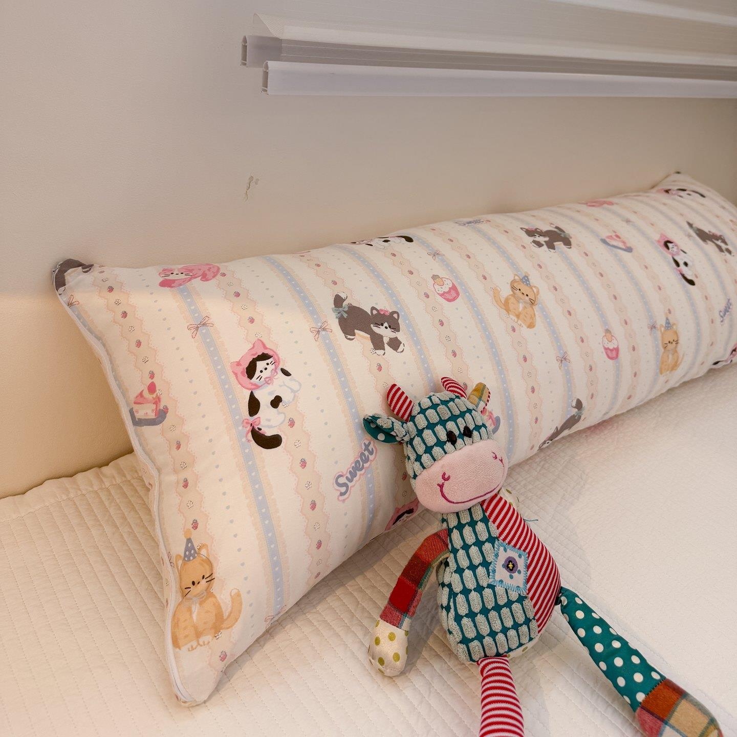 全棉长条抱枕卡通猫咪女生睡觉专用夹腿靠枕纯棉睡枕侧睡睡眠神器