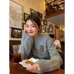 新款 落落狷介 上衣2024春装 绵羊毛开衫 外穿 灰色毛衣女小个子长袖