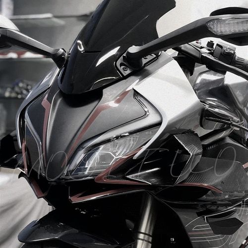 适用春风450SR 前风挡改装配件玻璃导流罩黑色镜片板新款竞技