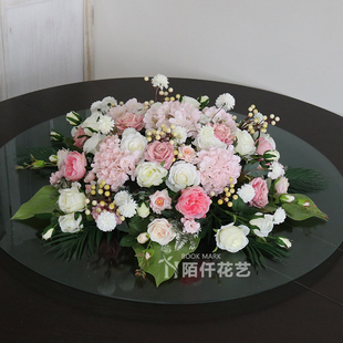 酒店圆形桌面中间摆花会议室餐桌摆件花餐厅圆桌R桌花宴会装饰花