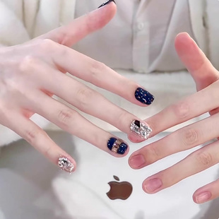 卡佩尔纯手工穿戴甲短款亮片美甲显白可拆卸指甲贴片