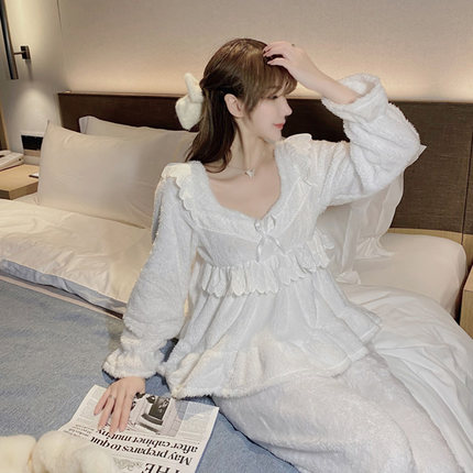 珊瑚绒睡衣女秋冬季新款加厚加绒公主风甜美可爱矮个子家居服套装