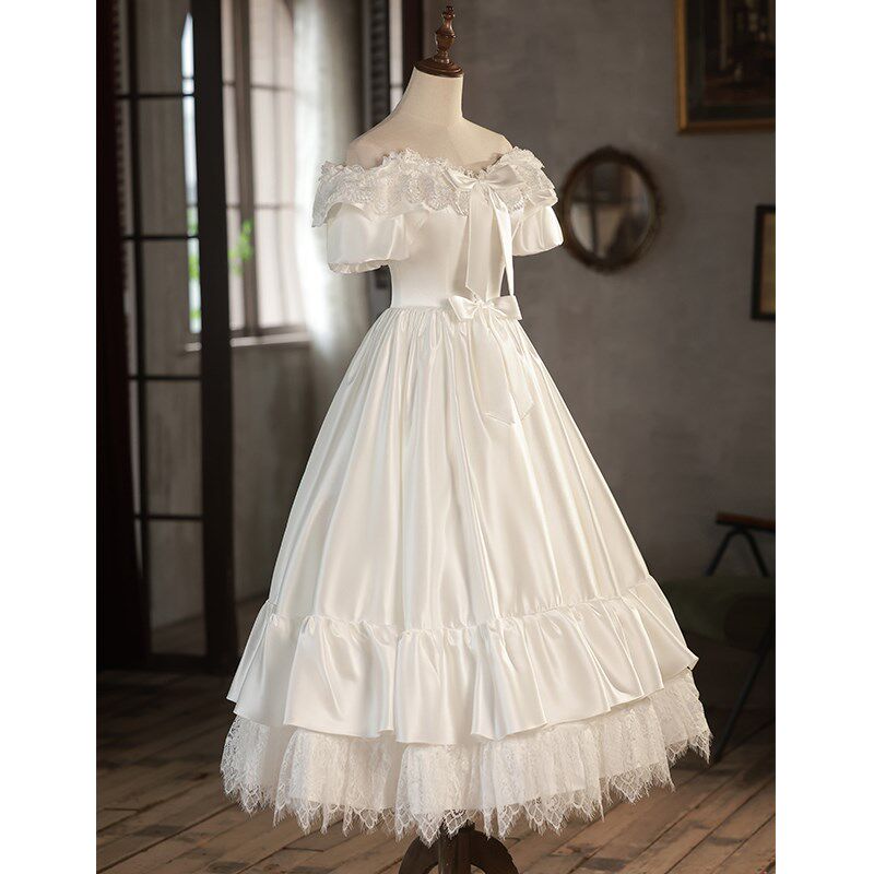 法式在逃公主港风复古一字肩轻婚纱2024新款出门缎面小个子礼服白