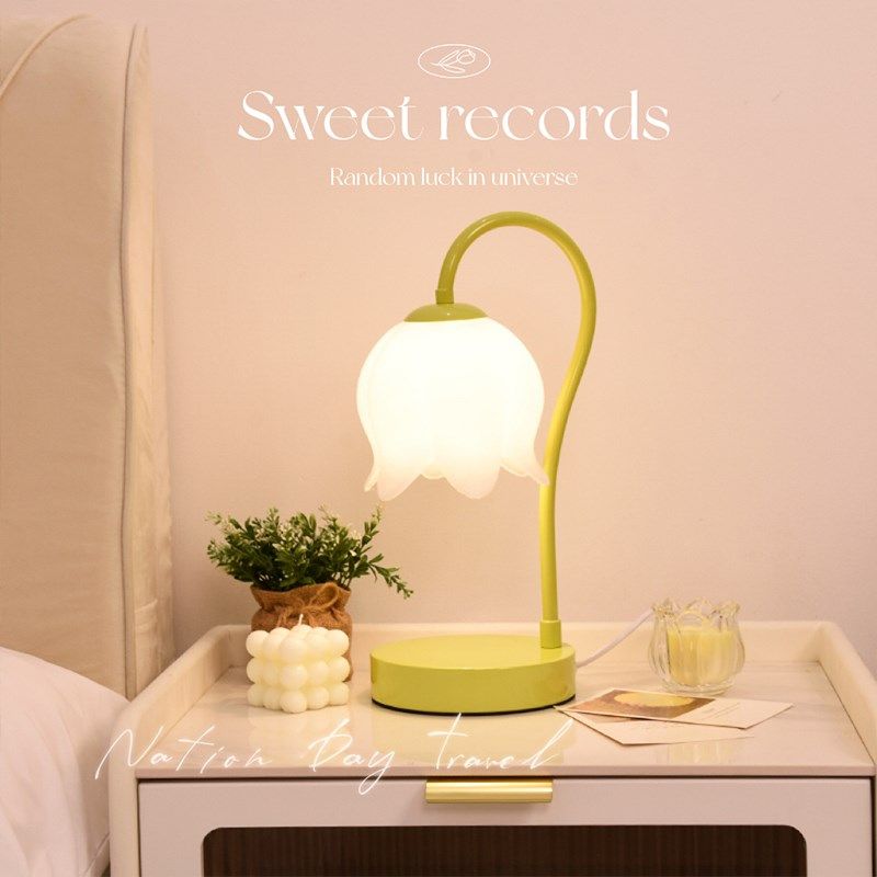 床头灯台灯卧室床头灯2024年新款轻奢高级感家用护眼小台灯氛围灯