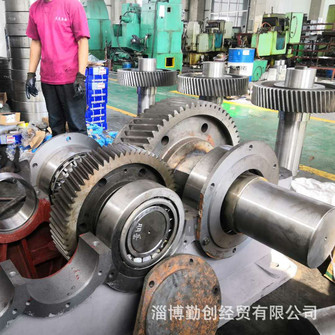 厂销ZSY450圆柱硬齿面减速机 变速机 减速器 Hardened reducer