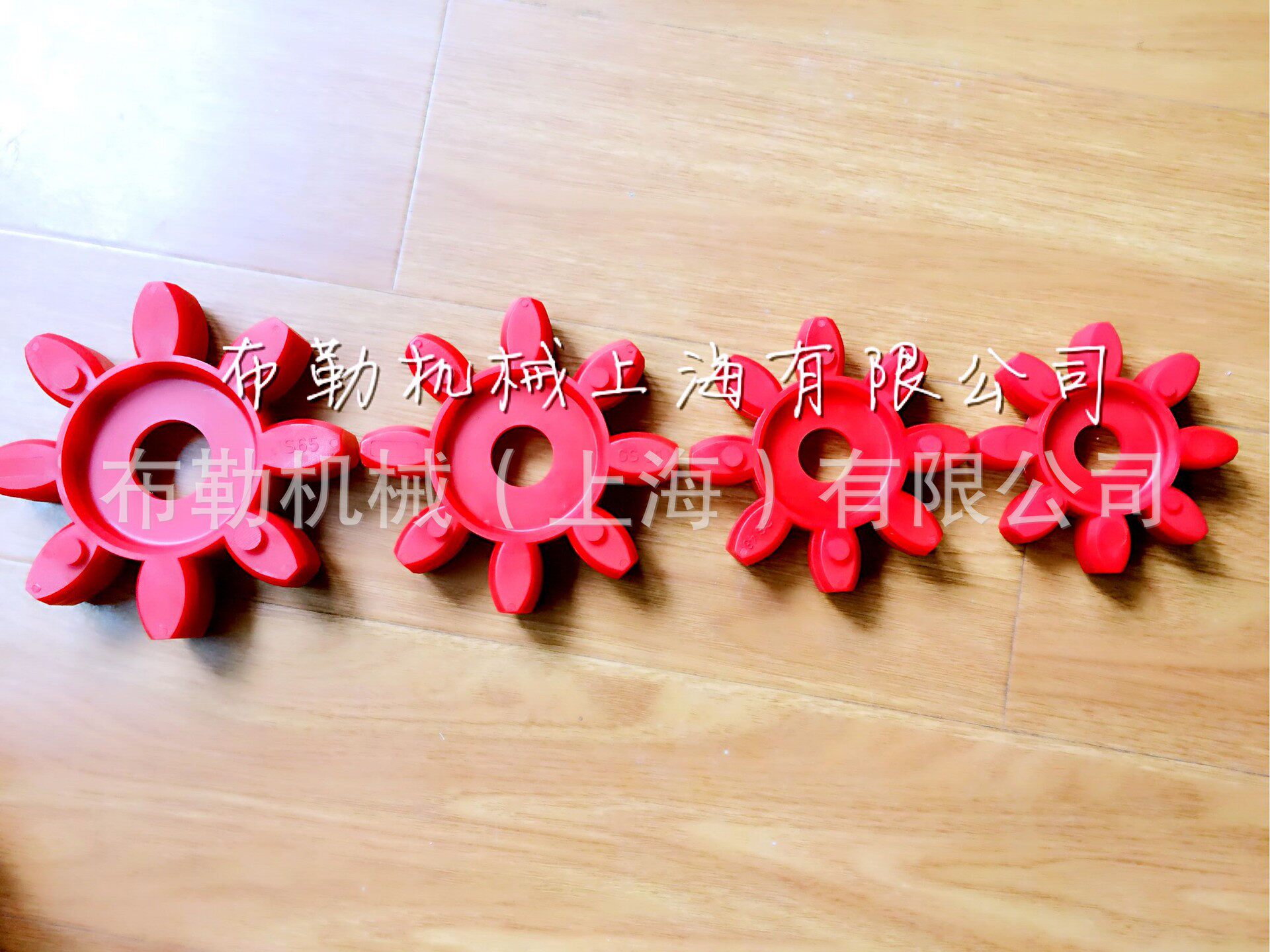 红色梅花瓣GS电梯胶块/扶梯18ATF主机联轴器/曳引机软连结缓冲垫