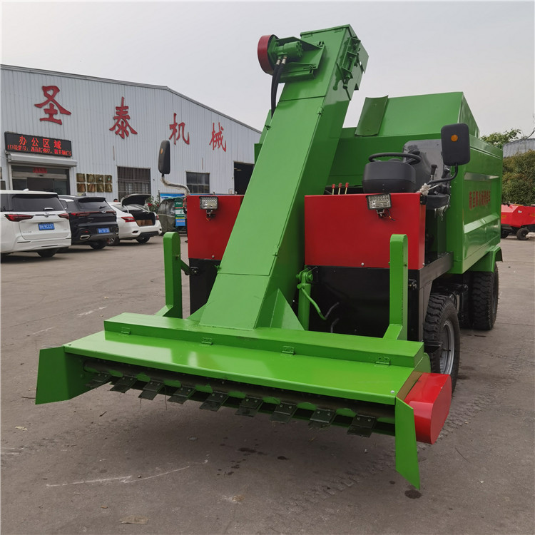 牛场铲粪设备 大型4驱清粪车 源头厂家牛圈养殖场粪便刮粪机