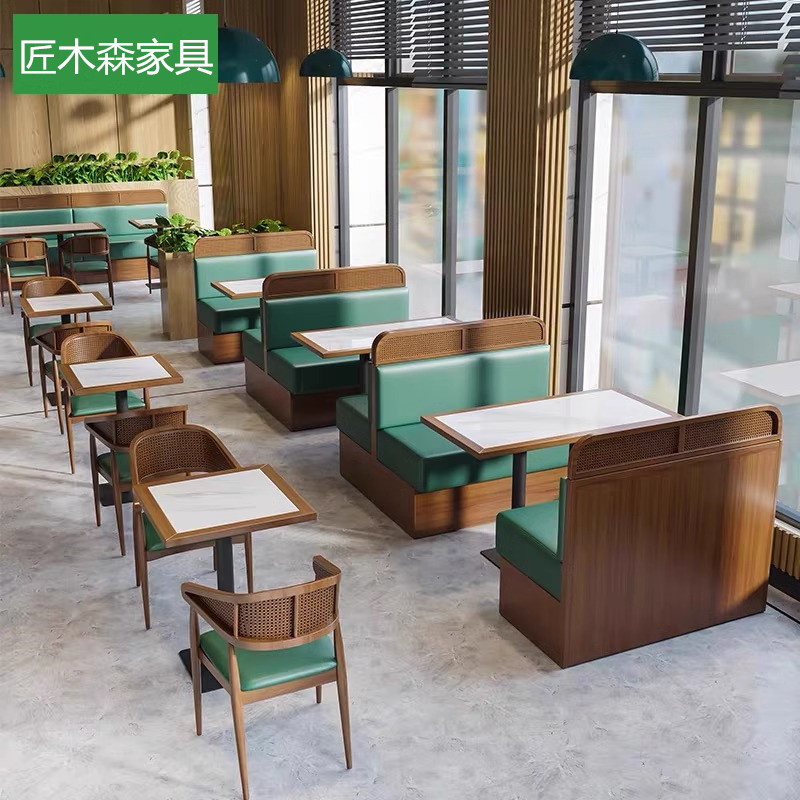 东南亚实木编藤靠墙卡座桌椅
