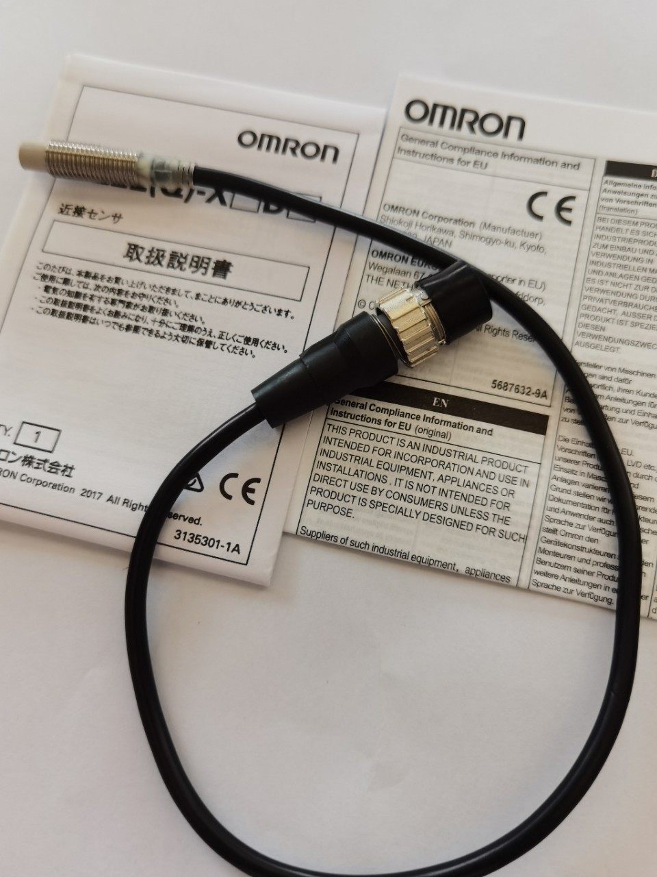 接近开关 E2E-X2MB28-M1TJ 限位开关