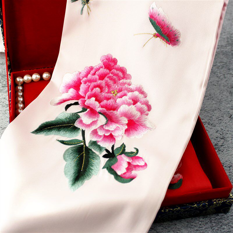 成都蜀绣丝巾机场纪念品特色丝绸围巾真丝女春秋冬季披肩出国礼物