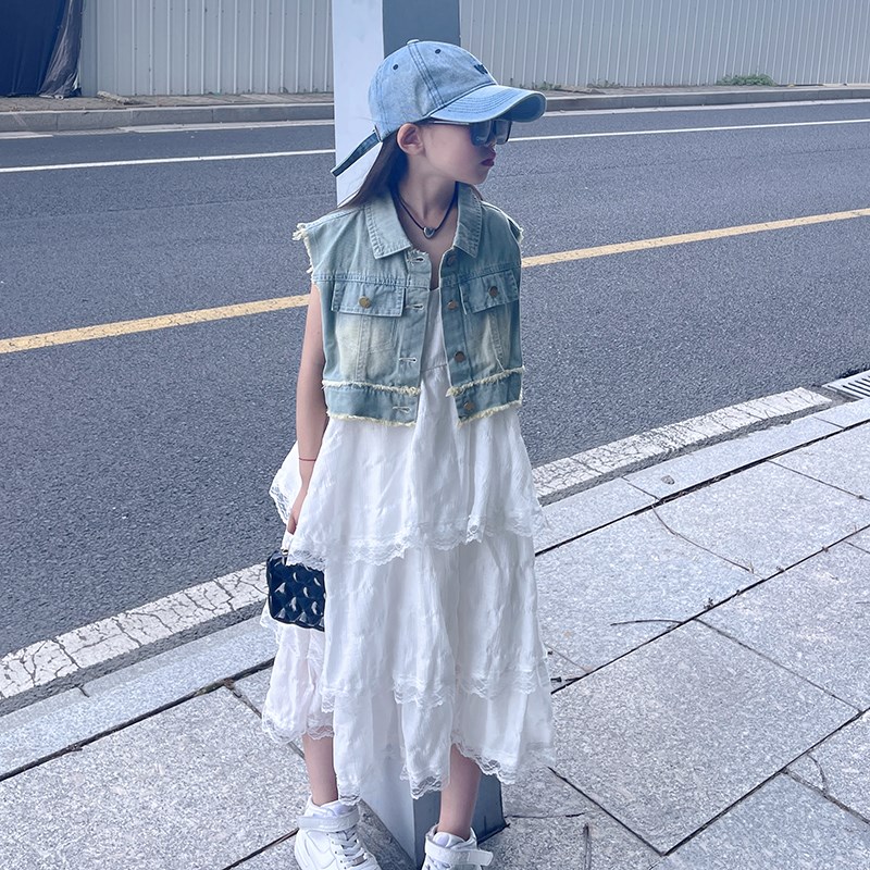 女童蛋糕裙套装2025夏季新款中大童时髦牛仔马甲背心吊带裙两件套