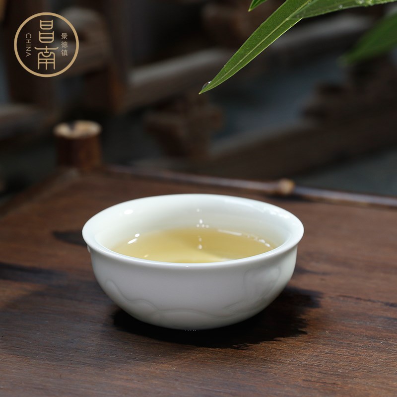昌南陶瓷功夫茶具茶杯 刻花普洱杯子 景德镇手工品茗杯透光主人杯