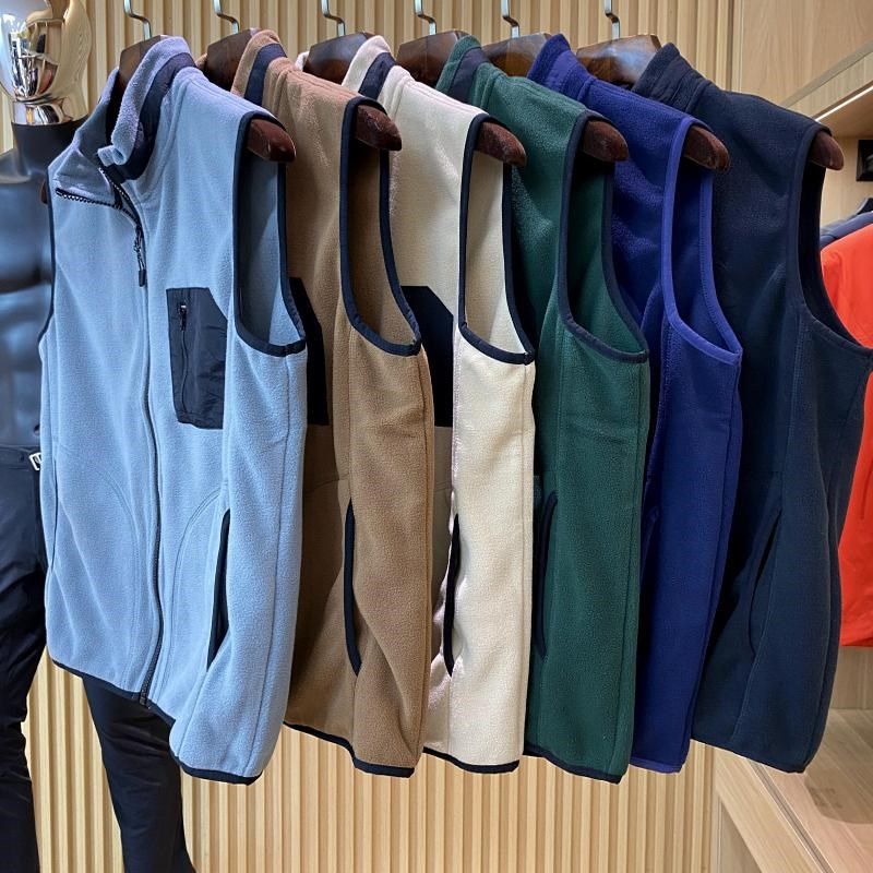 大捡漏!设计师线!双面摇粒绒!秋冬新品轻盈保暖舒适立领马甲男,男装,常规马甲,淘宝优惠券,粉丝福利购,淘宝优惠卷