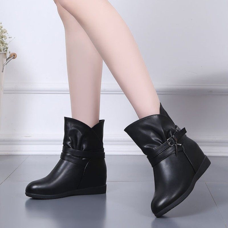 2021年新款内增高短靴女靴子平底马丁靴女士秋冬季加绒妈妈鞋子女