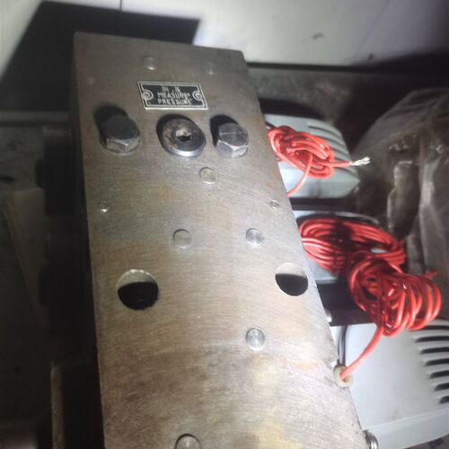 热销H5Z3050X16摇臂钻牀电磁阀机牀配件分油阀分油器电磁阀总成