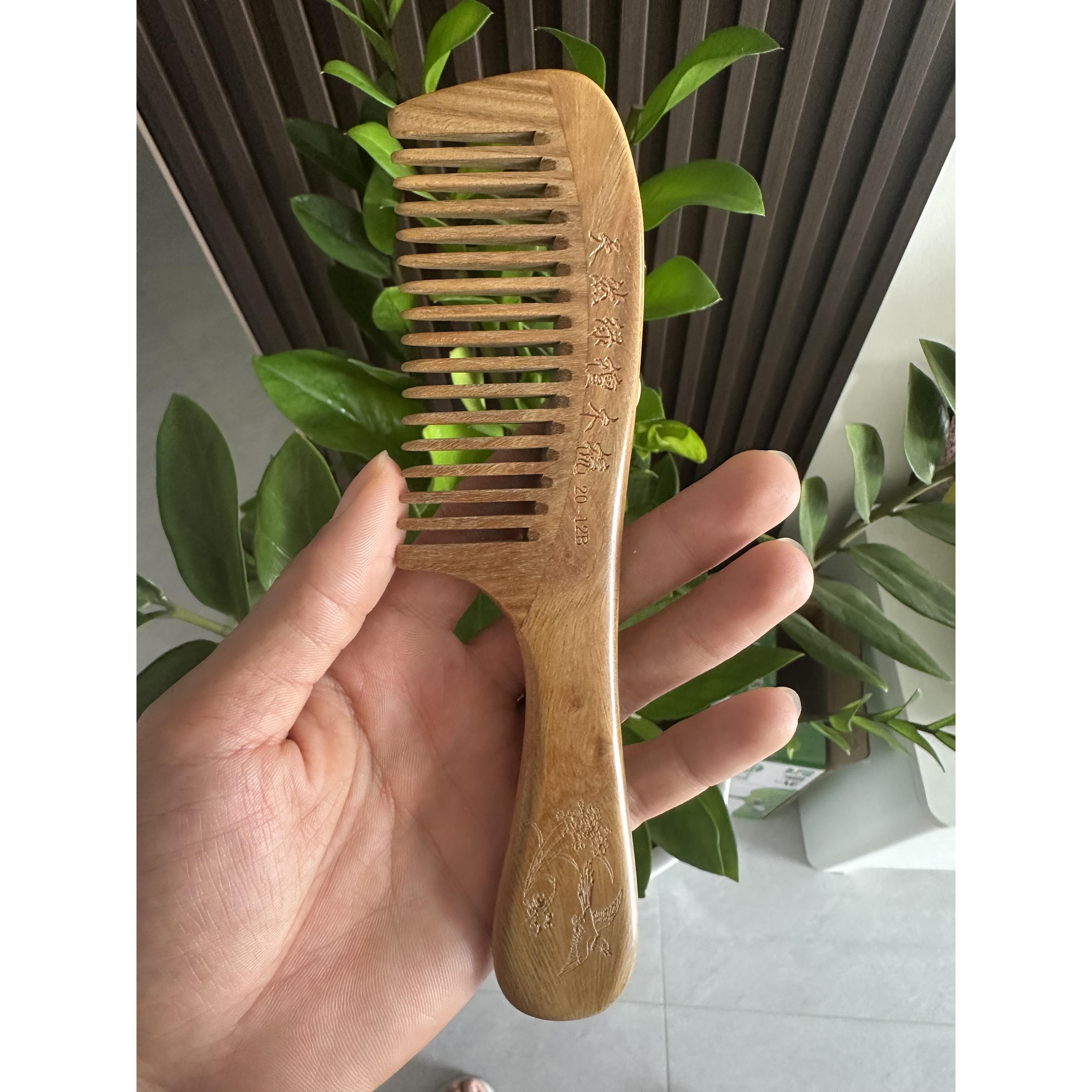绿檀木梳子家用长柄雕花密齿美发梳檀香木梳迷你化妆梳子爆款上新