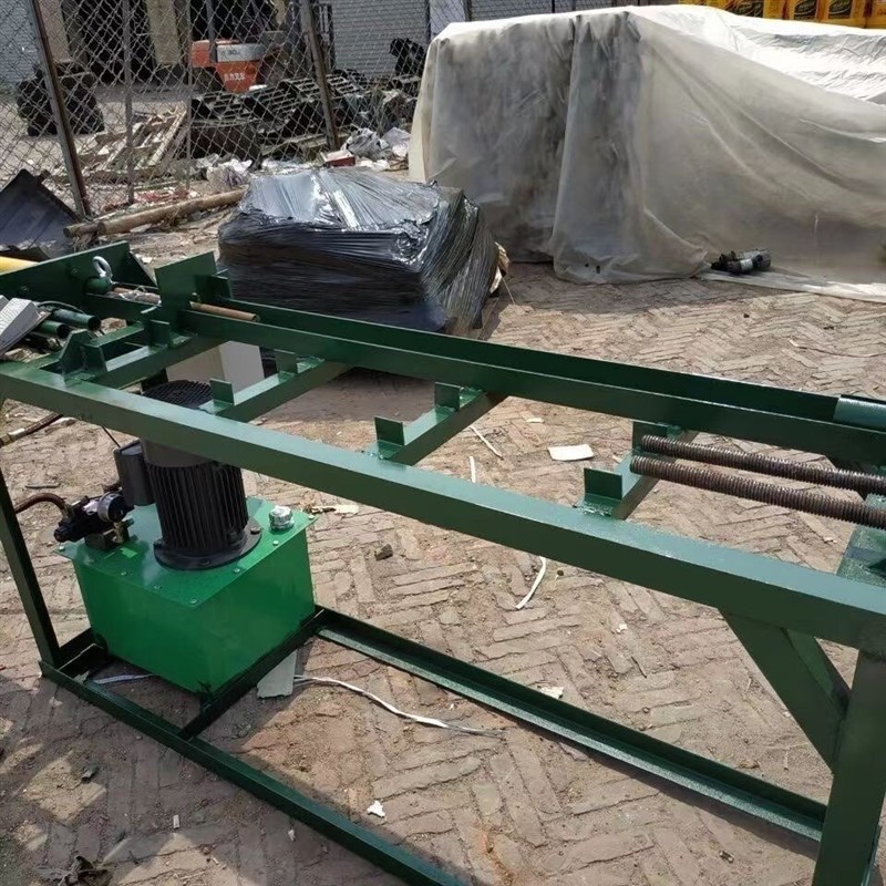 热销玉米收割机扒皮滚胶辊拆装工具按胶辊穿扒皮辊机器油缸压辊机