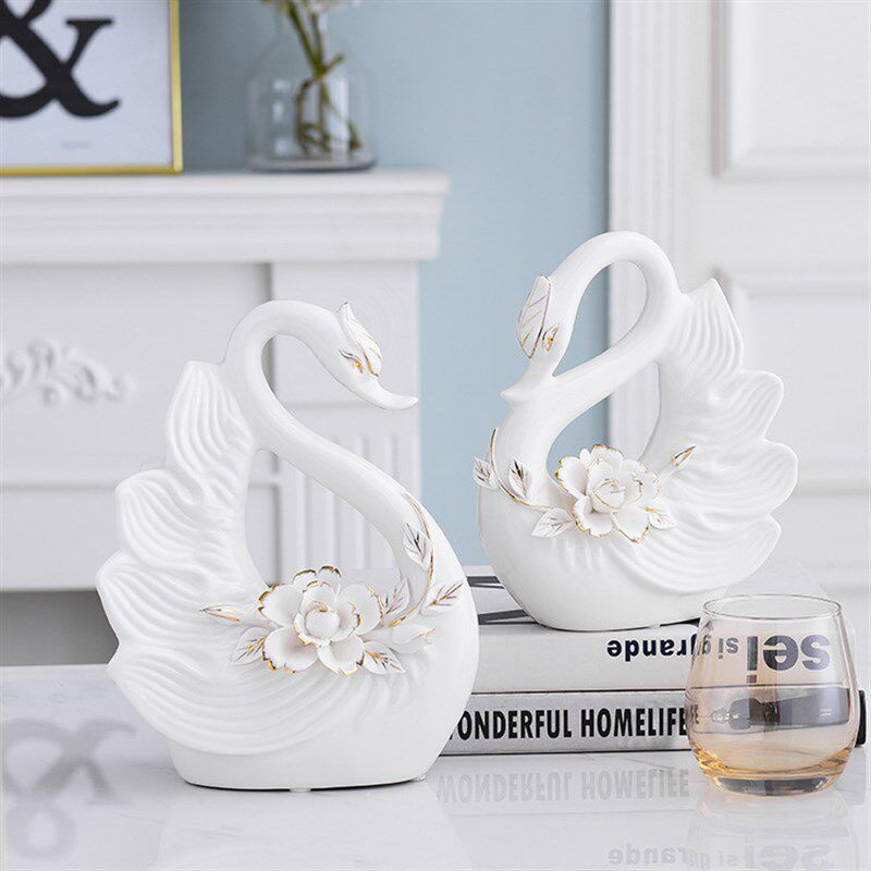 热销陶瓷天鹅摆件一对装饰品客厅电视机柜玄关酒柜家居送闺密结婚