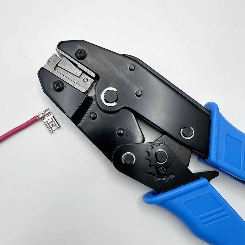 热销新型4.8/6.3插簧旗形压线 缐钳鸡爪型插簧钳/手动工具冷压插