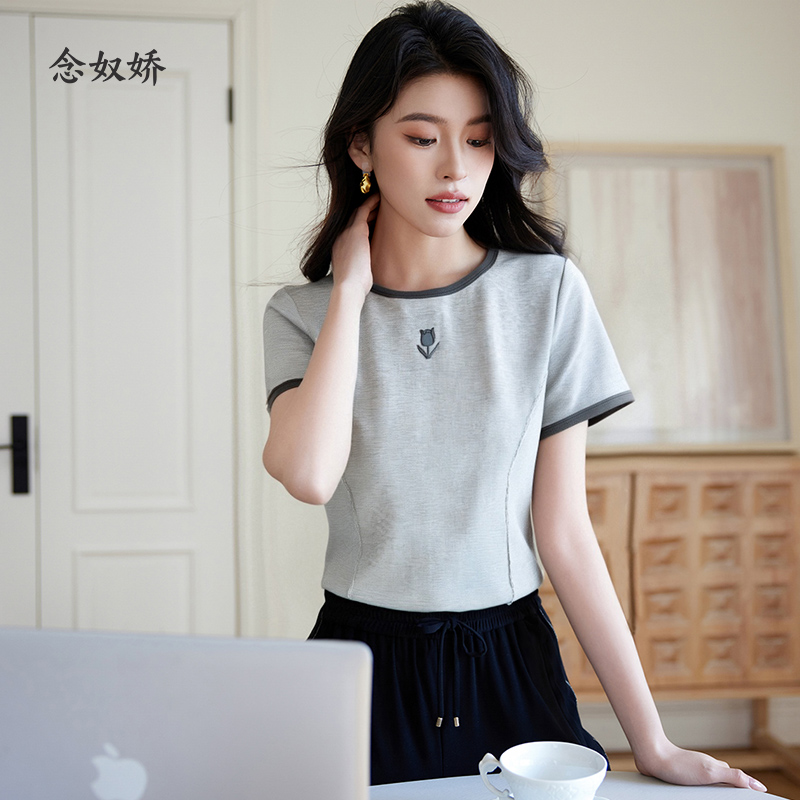 25年品牌女装，品质保障，假一赔十
