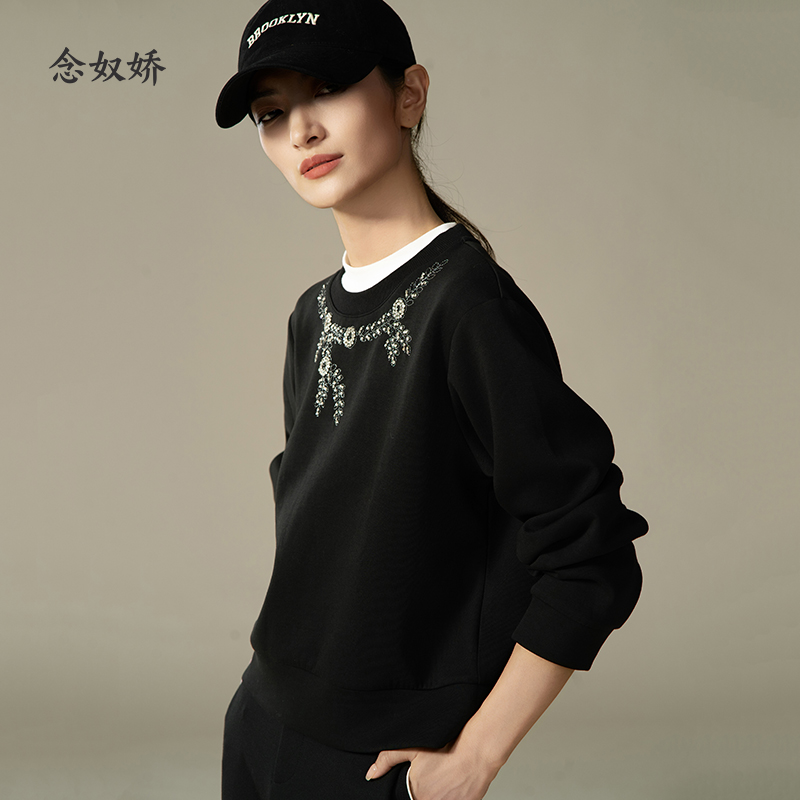 25年品牌女装，品质保障，假一赔十