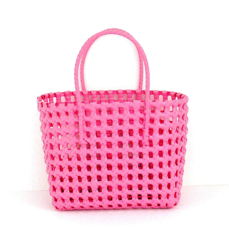 新款塑料镂空编织手提篮菜篮子包手工编织包旅游沙滩包流行手提包