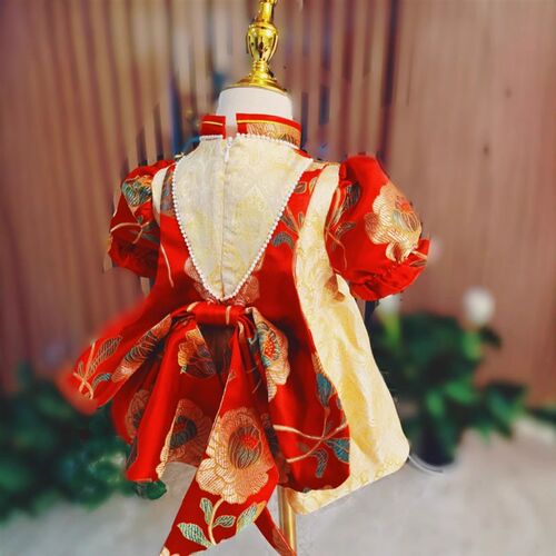 一周岁礼服女宝宝冬季薄款婴儿抓周宴中式旗袍衣服高端国潮公主裙