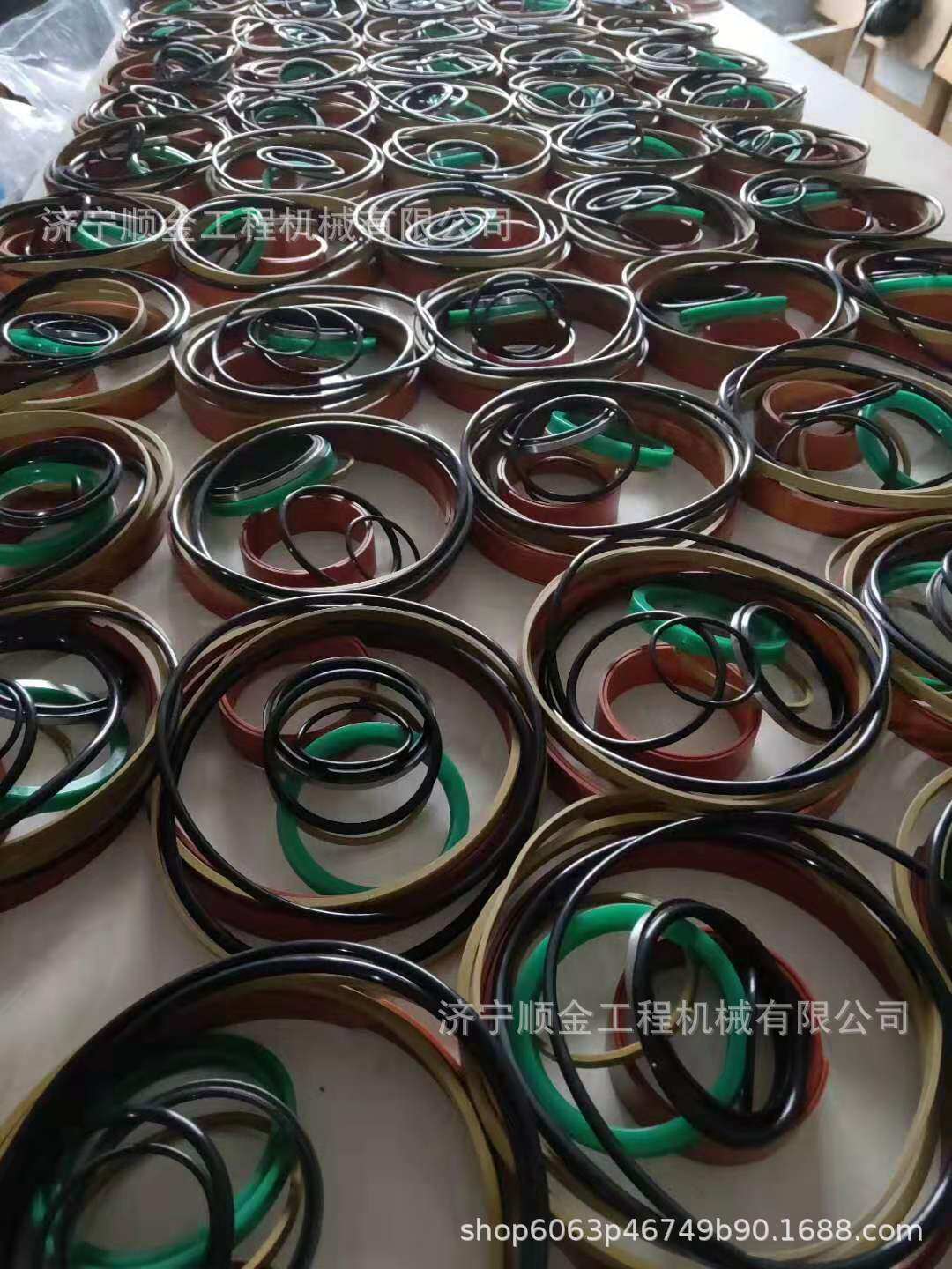 CAT挖掘机CAT349CAT326大臂中臂小臂油缸修理包油封全车配件