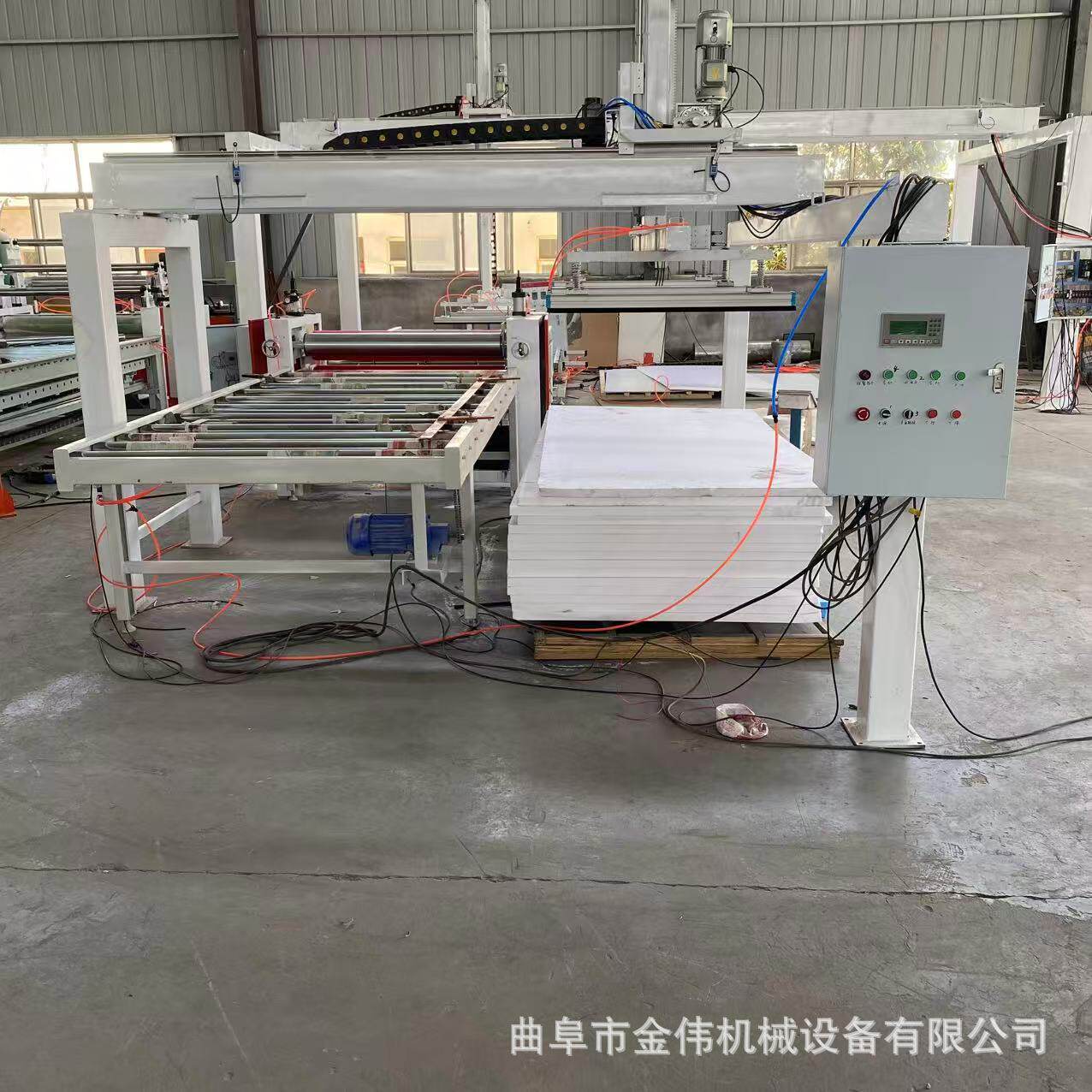 龙门框架上下板挤塑板碳晶板贴面机复合贴膜裁板一机多用覆膜机