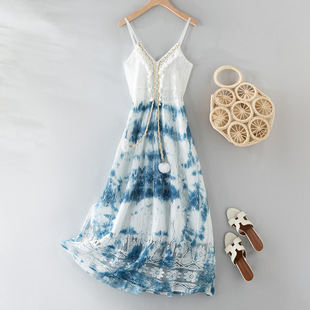 云南手工扎染民族异域风波西米亚连衣裙女夏季V领流苏蕾丝吊带裙