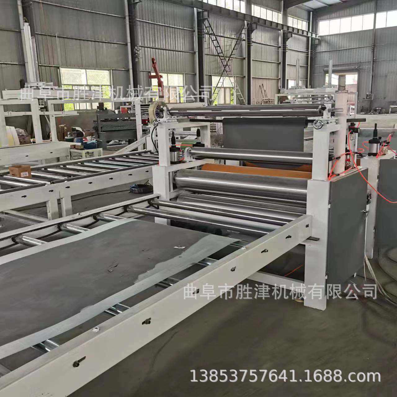 PVC全自动胶合板贴面机