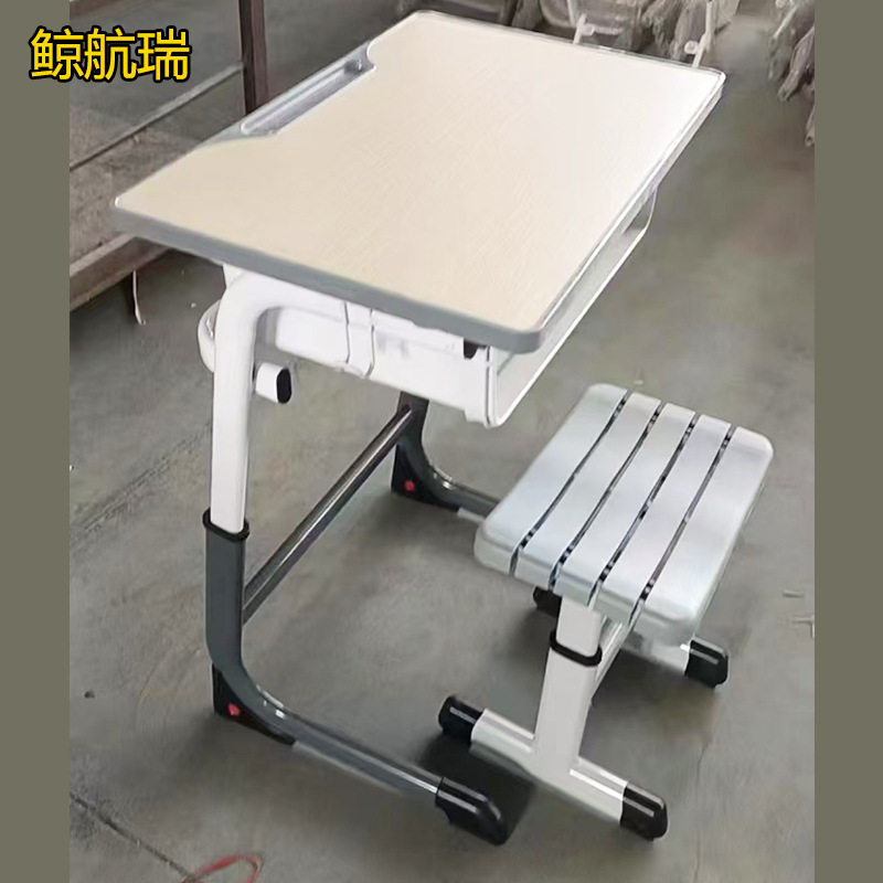 经济款可升降钢塑法式课桌椅