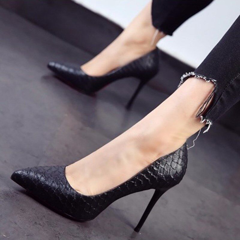 尖头高跟鞋女 细跟时尚2025新款百搭黑色女鞋小码313233大码40-42