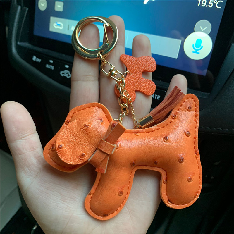 可爱卡通创意小狗车用钥匙扣汽车钥匙链扣书包背包包挂件饰品吊坠