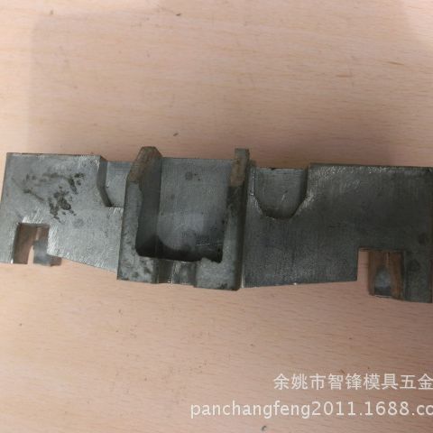 提供铝压铸模具设计开发多种规格材质压铸模具加工