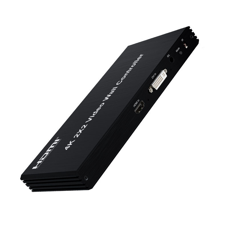 4K2x2拼接器1进4VGA输入