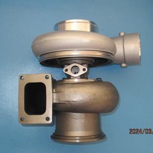 凤城市东增涡轮增压器厂 T18A98增压器；零件号3026227；NH0240