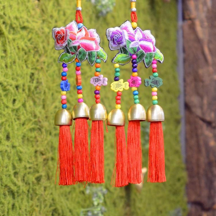 直销新款民族风绣花流苏风铃00款家居饰品特色绣花铃挂件车内室内