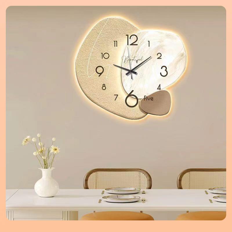 直销新款钟表挂钟客厅轻奢时尚简约现代装饰时钟挂墙石英网红挂表