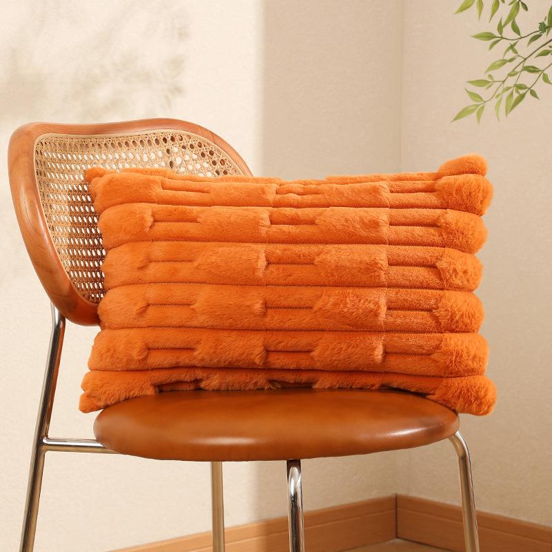 直销新款2025秋冬抱枕仿小兔毛麦穗绒抱枕靠枕靠垫套简约现代新品