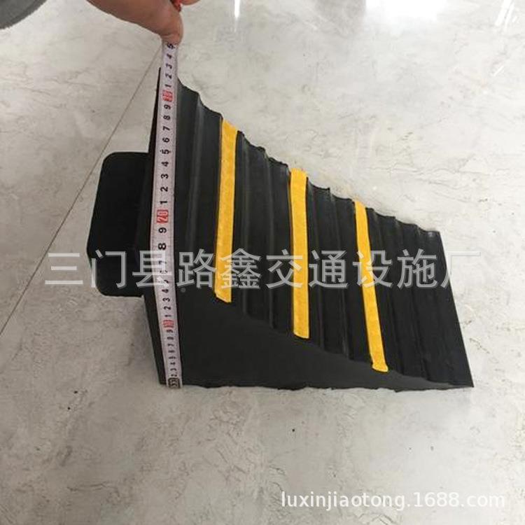 大专用橡胶车轮角木挡车倒车垫挡车汽无车三轮斜坡垫胎厂车家直供