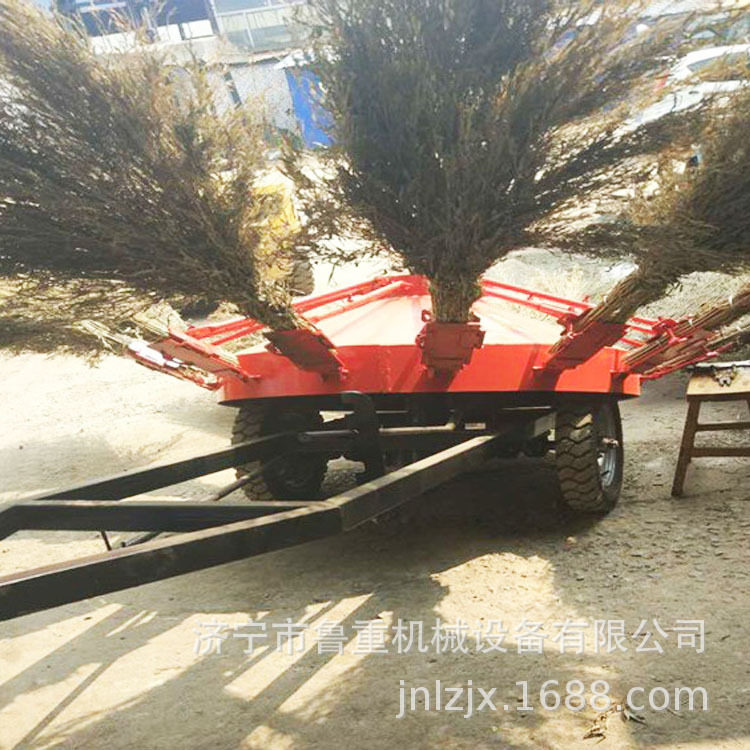 折叠式道路清扫机带扫把
