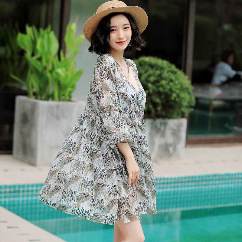 大码泳衣女三件套保守裙式韩国胖mm泳装温泉遮肉游泳衣女遮肚显瘦