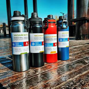 跨境砖供大容量800ml户外运动水杯！304不锈钢保温太空杯水壶