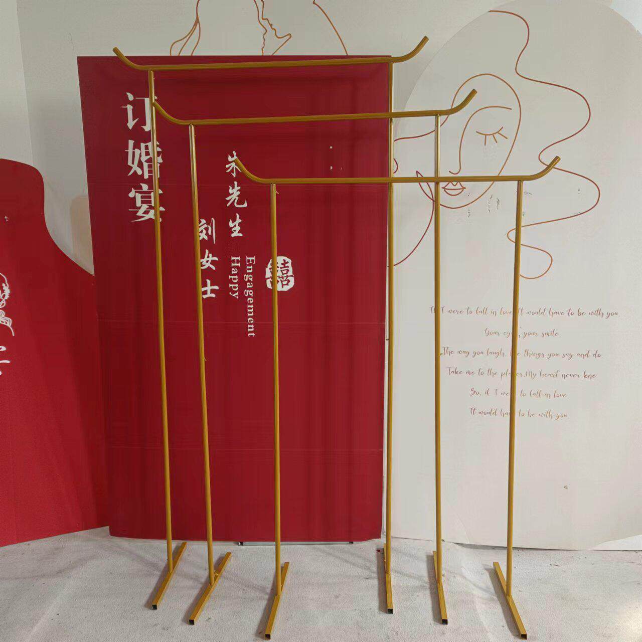 婚庆新款中式铁艺牛角拱门金色铁架婚礼舞台装饰背景架中式牛角门