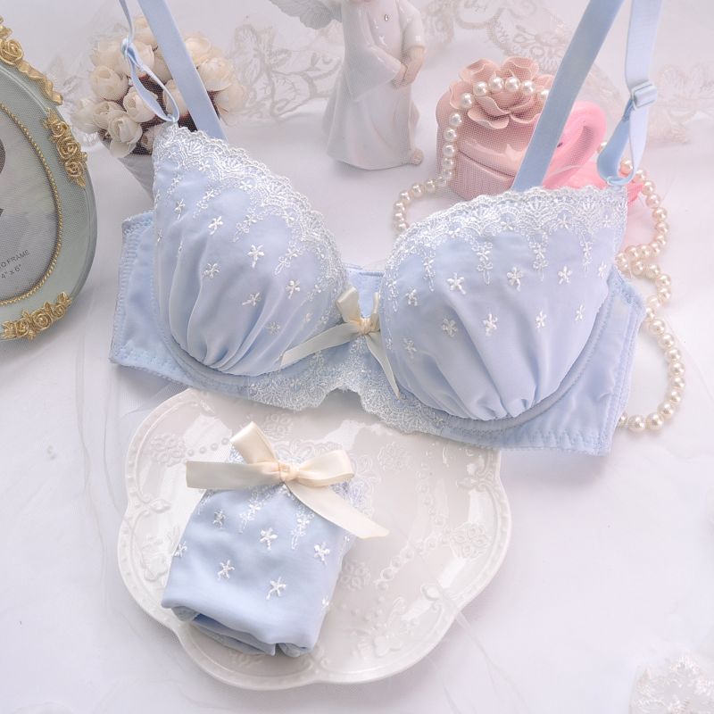 三色小清新雪纺日系内衣薄棉刺绣可爱少女文胸套装有大码