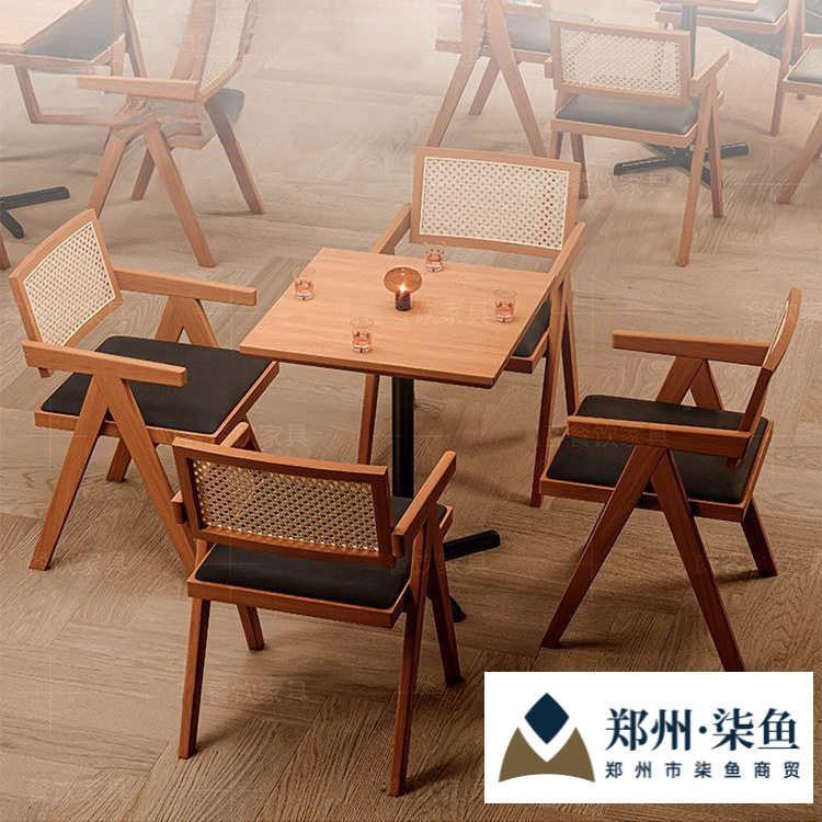 复古酒吧桌椅组合清吧小酒馆咖啡厅实木椅子茶楼西餐厅桌子