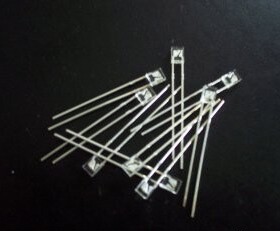 超高亮 LED直插 F扁方形 2*3*4 白灯 长脚 白色灯 2X3X4 白色灯珠